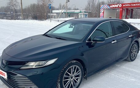 Toyota Camry, 2018 год, 2 445 000 рублей, 2 фотография