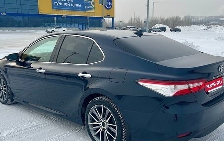 Toyota Camry, 2018 год, 2 445 000 рублей, 5 фотография