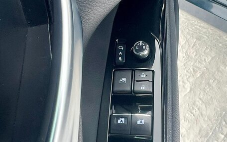 Toyota Camry, 2018 год, 2 445 000 рублей, 9 фотография