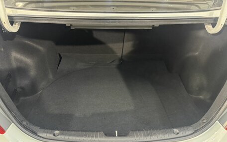 Hyundai Solaris II рестайлинг, 2015 год, 899 800 рублей, 10 фотография