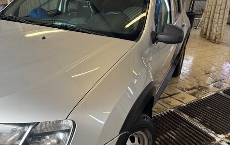 Renault Duster I рестайлинг, 2015 год, 900 000 рублей, 2 фотография