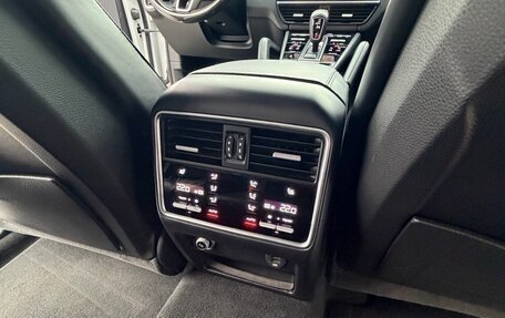 Porsche Cayenne III, 2019 год, 5 700 000 рублей, 10 фотография