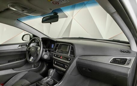 Hyundai Sonata VII, 2019 год, 1 655 000 рублей, 13 фотография