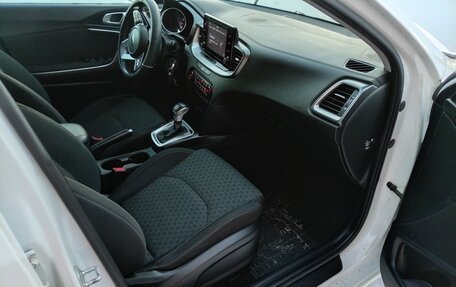 KIA cee'd III, 2020 год, 1 780 000 рублей, 32 фотография