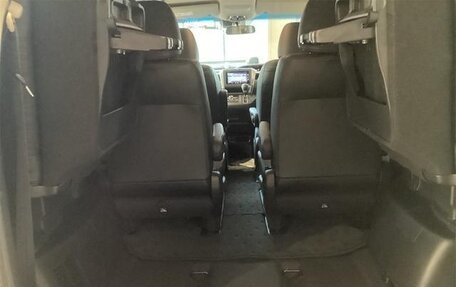 Honda Freed II, 2017 год, 850 000 рублей, 16 фотография