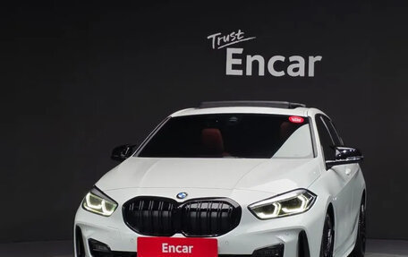 BMW 1 серия, 2021 год, 2 969 000 рублей, 3 фотография