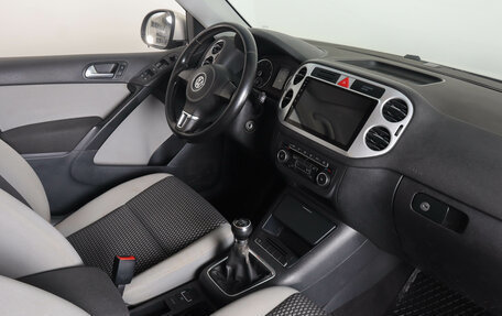 Volkswagen Tiguan I, 2011 год, 979 000 рублей, 12 фотография