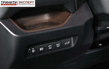 Toyota RAV4, 2025 год, 4 840 000 рублей, 21 фотография