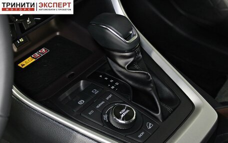 Toyota RAV4, 2025 год, 4 840 000 рублей, 20 фотография