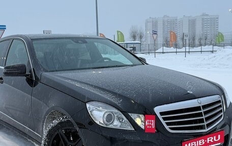 Mercedes-Benz E-Класс, 2011 год, 1 490 000 рублей, 2 фотография