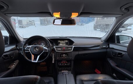 Mercedes-Benz E-Класс, 2011 год, 1 490 000 рублей, 9 фотография