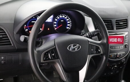 Hyundai Solaris II рестайлинг, 2015 год, 979 000 рублей, 9 фотография