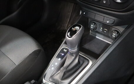 Hyundai Solaris II рестайлинг, 2017 год, 1 179 000 рублей, 11 фотография