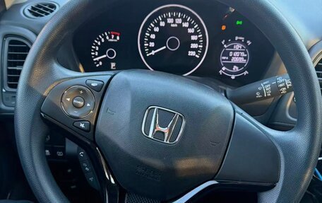 Honda Vezel, 2021 год, 1 590 000 рублей, 12 фотография