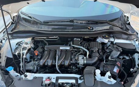 Honda Vezel, 2021 год, 1 590 000 рублей, 26 фотография