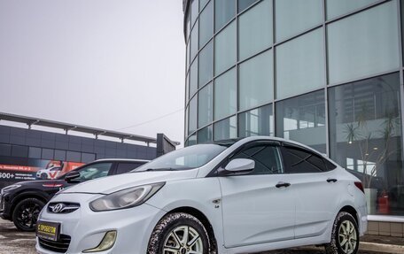 Hyundai Solaris II рестайлинг, 2013 год, 678 000 рублей, 3 фотография