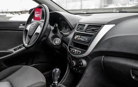 Hyundai Solaris II рестайлинг, 2013 год, 678 000 рублей, 23 фотография