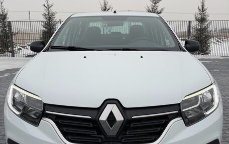 Renault Logan II, 2019 год, 990 000 рублей, 1 фотография