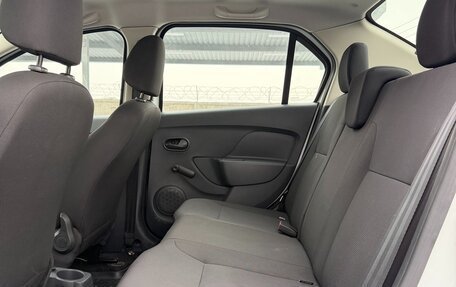 Renault Logan II, 2019 год, 990 000 рублей, 21 фотография