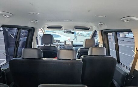 Hyundai Staria, 2025 год, 4 700 000 рублей, 6 фотография