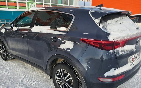 KIA Sportage IV рестайлинг, 2018 год, 1 980 000 рублей, 4 фотография