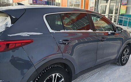 KIA Sportage IV рестайлинг, 2018 год, 1 980 000 рублей, 3 фотография