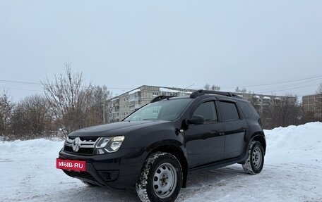 Renault Duster I рестайлинг, 2015 год, 860 000 рублей, 2 фотография