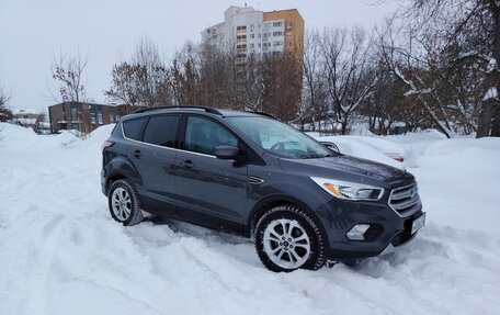 Ford Escape III, 2017 год, 1 450 000 рублей, 3 фотография