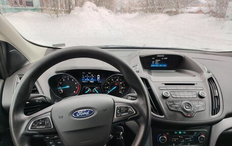 Ford Escape III, 2017 год, 1 450 000 рублей, 11 фотография