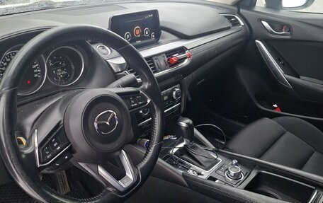 Mazda 6, 2017 год, 1 820 000 рублей, 2 фотография