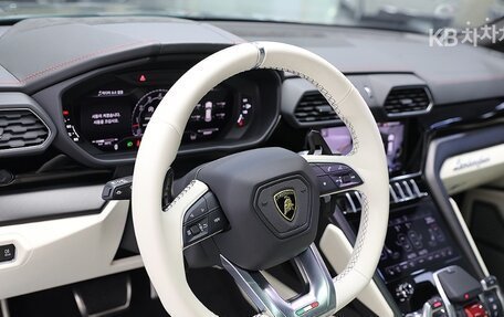 Lamborghini Urus I, 2025 год, 30 000 000 рублей, 29 фотография