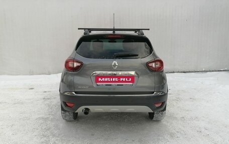 Renault Kaptur I рестайлинг, 2017 год, 1 100 000 рублей, 6 фотография