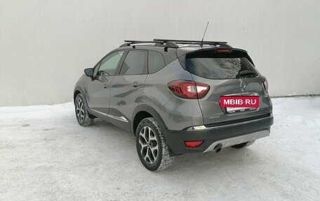 Renault Kaptur I рестайлинг, 2017 год, 1 100 000 рублей, 7 фотография