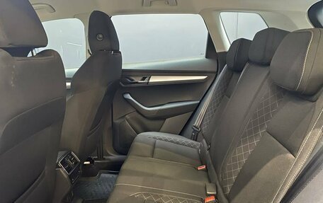 Skoda Karoq I, 2021 год, 2 159 000 рублей, 19 фотография