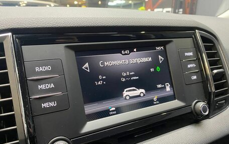 Skoda Karoq I, 2021 год, 2 159 000 рублей, 26 фотография