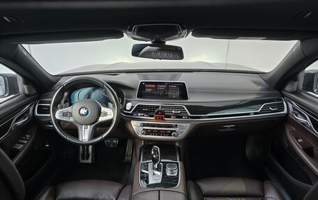 BMW 7 серия, 2018 год, 7 590 000 рублей, 14 фотография