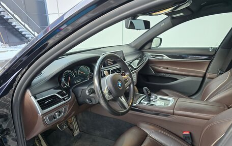 BMW 7 серия, 2018 год, 7 590 000 рублей, 9 фотография