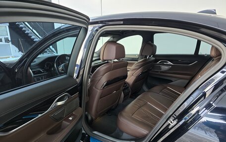 BMW 7 серия, 2018 год, 7 590 000 рублей, 11 фотография