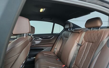 BMW 7 серия, 2018 год, 7 590 000 рублей, 12 фотография