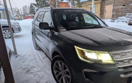 Ford Explorer VI, 2018 год, 3 150 000 рублей, 3 фотография