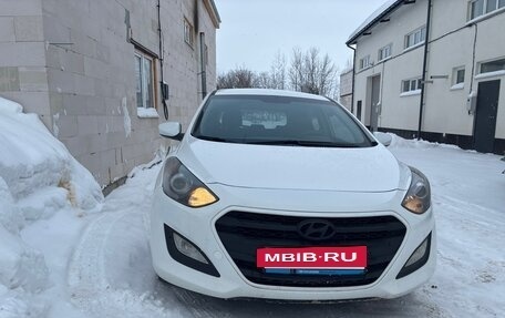 Hyundai i30 II рестайлинг, 2016 год, 850 000 рублей, 4 фотография