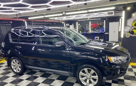 Mitsubishi Outlander III рестайлинг 3, 2011 год, 1 430 000 рублей, 12 фотография