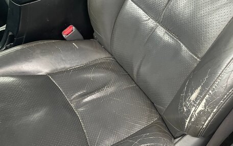 Toyota Land Cruiser Prado 120 рестайлинг, 2003 год, 2 150 000 рублей, 8 фотография