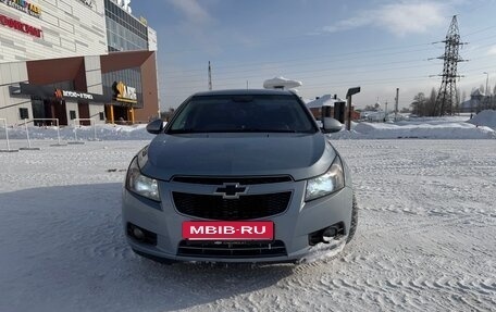 Chevrolet Cruze II, 2012 год, 650 000 рублей, 2 фотография