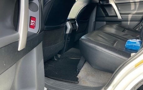 Toyota Land Cruiser Prado 150 рестайлинг 2, 2012 год, 2 850 000 рублей, 7 фотография