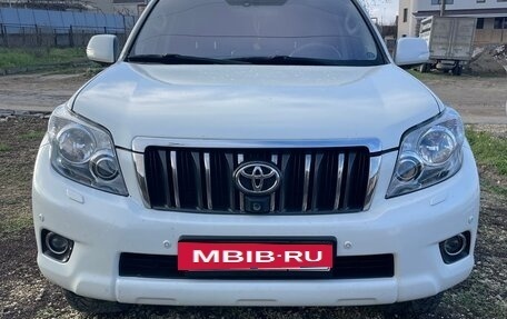 Toyota Land Cruiser Prado 150 рестайлинг 2, 2012 год, 2 850 000 рублей, 12 фотография