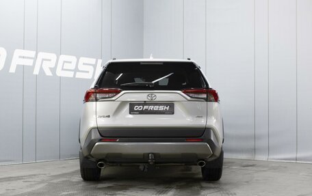 Toyota RAV4, 2021 год, 3 330 000 рублей, 4 фотография