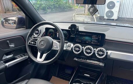 Mercedes-Benz GLB, 2022 год, 2 812 125 рублей, 12 фотография