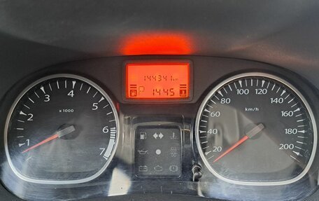 Renault Duster I рестайлинг, 2014 год, 1 071 000 рублей, 13 фотография