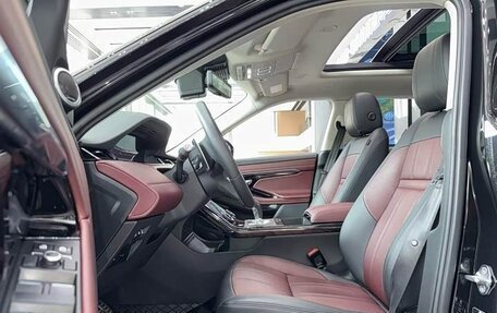 Land Rover Range Rover Velar I, 2024 год, 4 610 000 рублей, 8 фотография